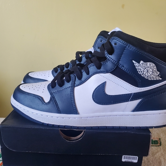 Nike Jordan 1 Armory Mid sz 10 - Picture 2 of 7